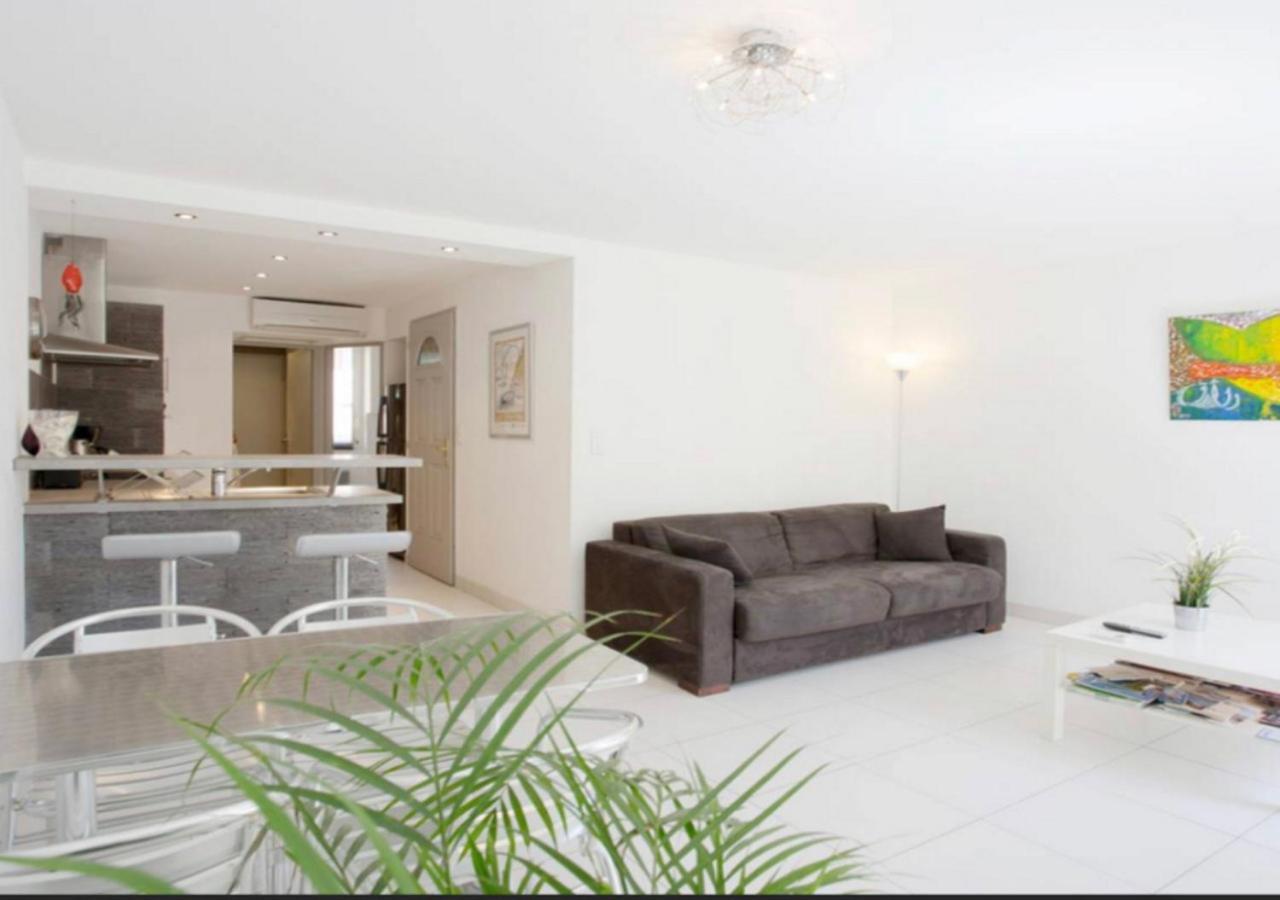 Au Coeur De La Ville Bandol Ngoại thất bức ảnh