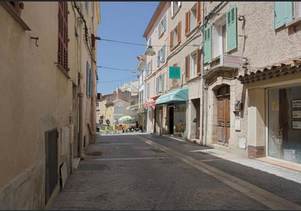 Au Coeur De La Ville Bandol Ngoại thất bức ảnh